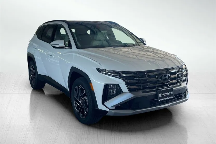 2026 Hyundai Tucson Hybrid Limited photo 1