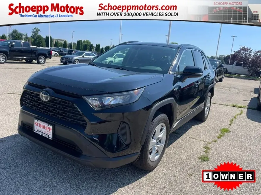 2020 Toyota RAV4 Hybrid LE photo 1