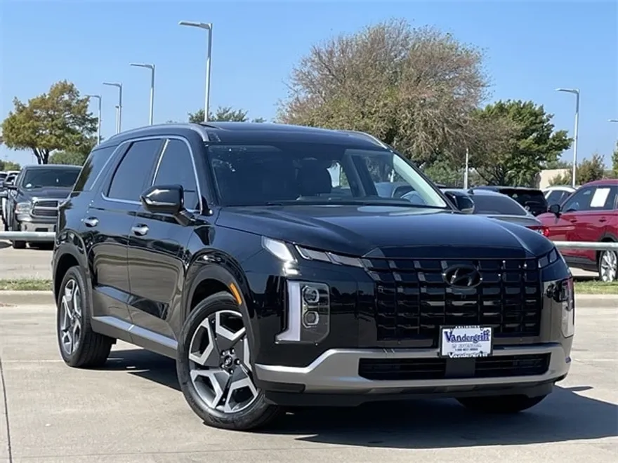 2024 Hyundai Palisade SEL photo 1