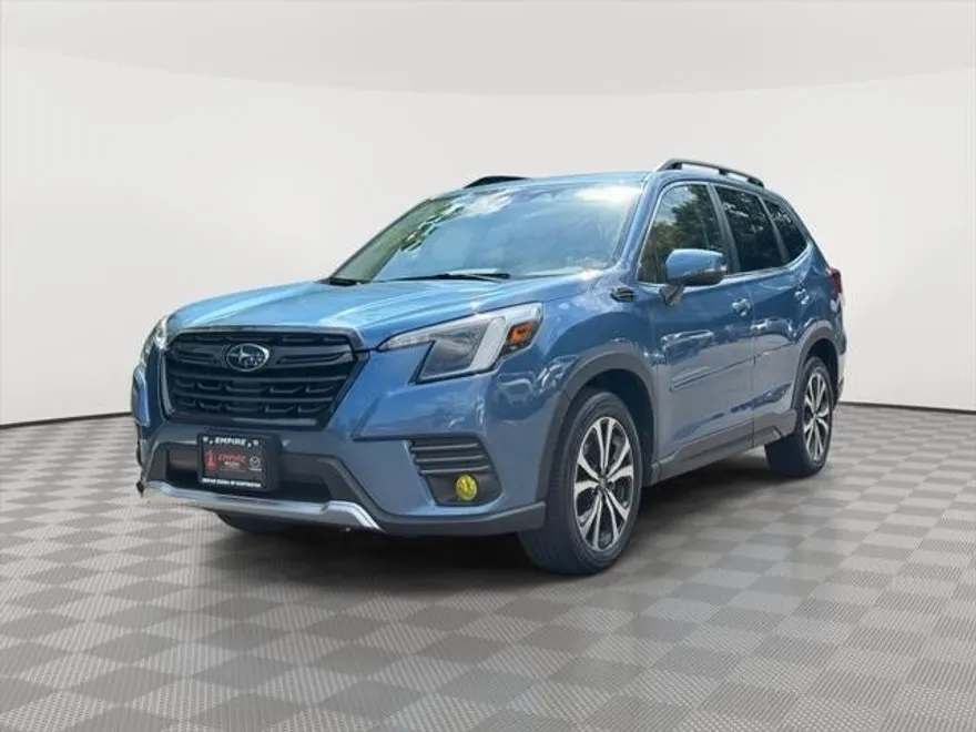 2022 Subaru Forester Limited photo 1