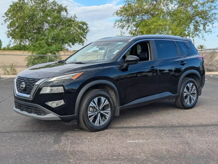 2023 Nissan Rogue SV photo 1