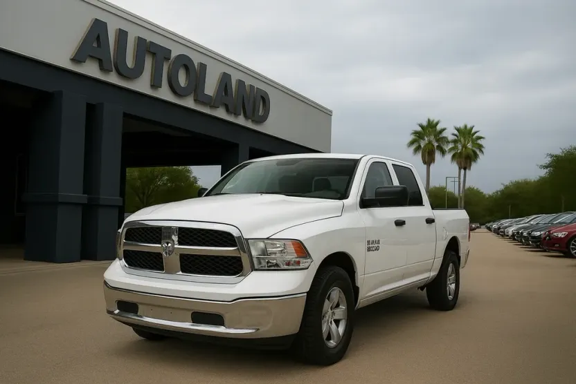 2020 Ram 1500 Tradesman ST photo 1