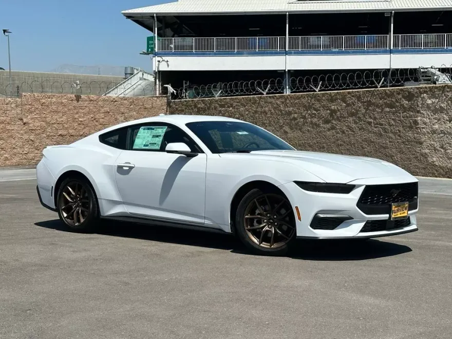 2025 Ford Mustang EcoBoost Premium photo 1
