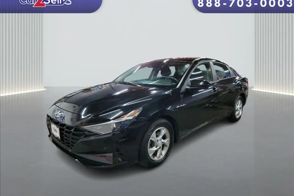 2023 Hyundai Elantra SEL photo 1
