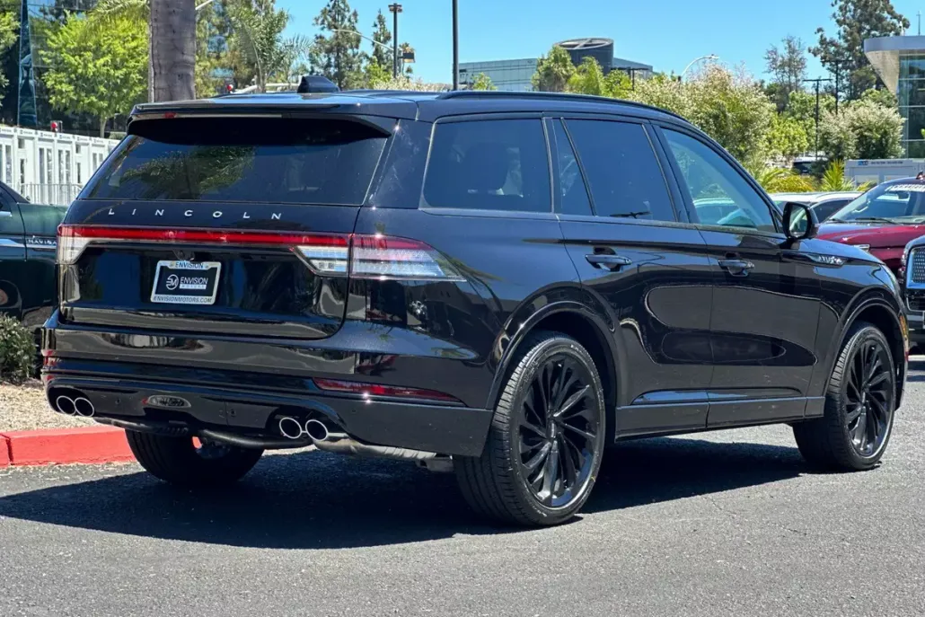 2025 Lincoln Aviator Reserve photo 1