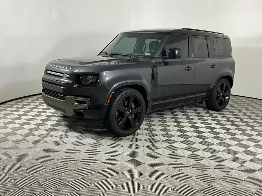 2023 Land Rover Defender 110 X-Dynamic SE photo 1
