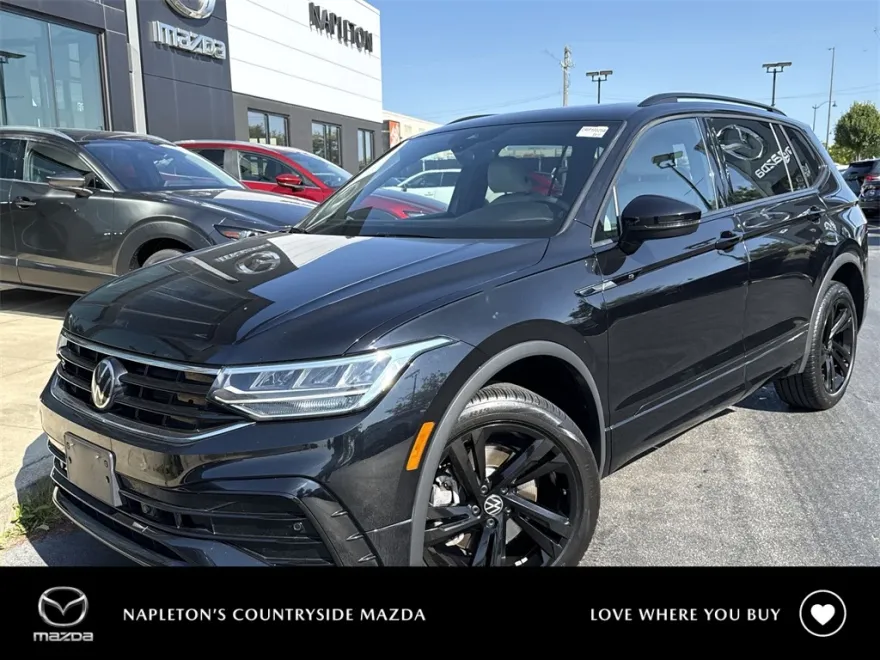 2023 Volkswagen Tiguan SE R-Line Black photo 1