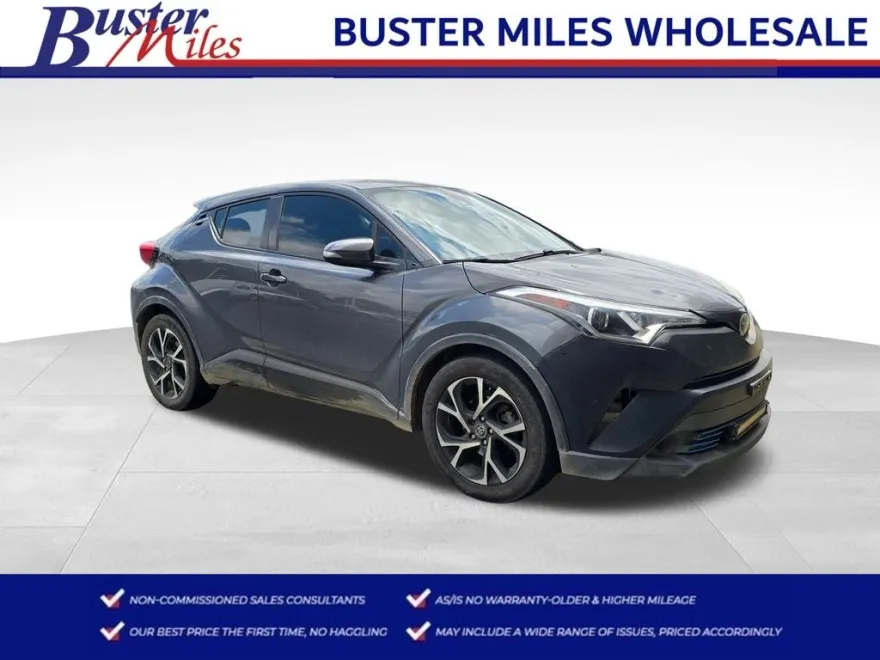 2018 Toyota C-HR XLE photo 1