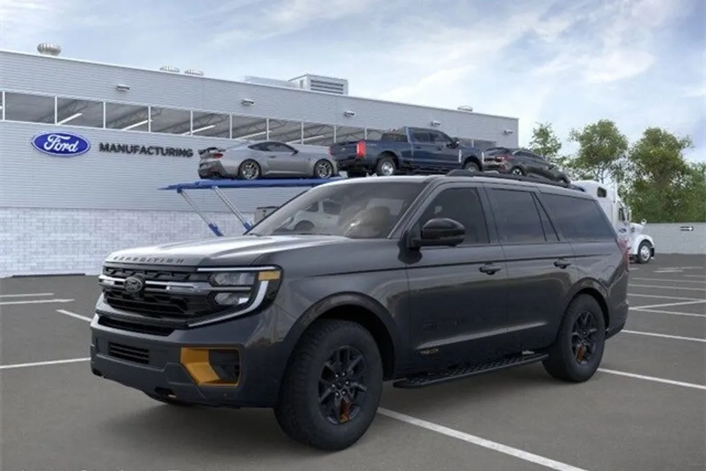 2025 Ford Expedition photo 1