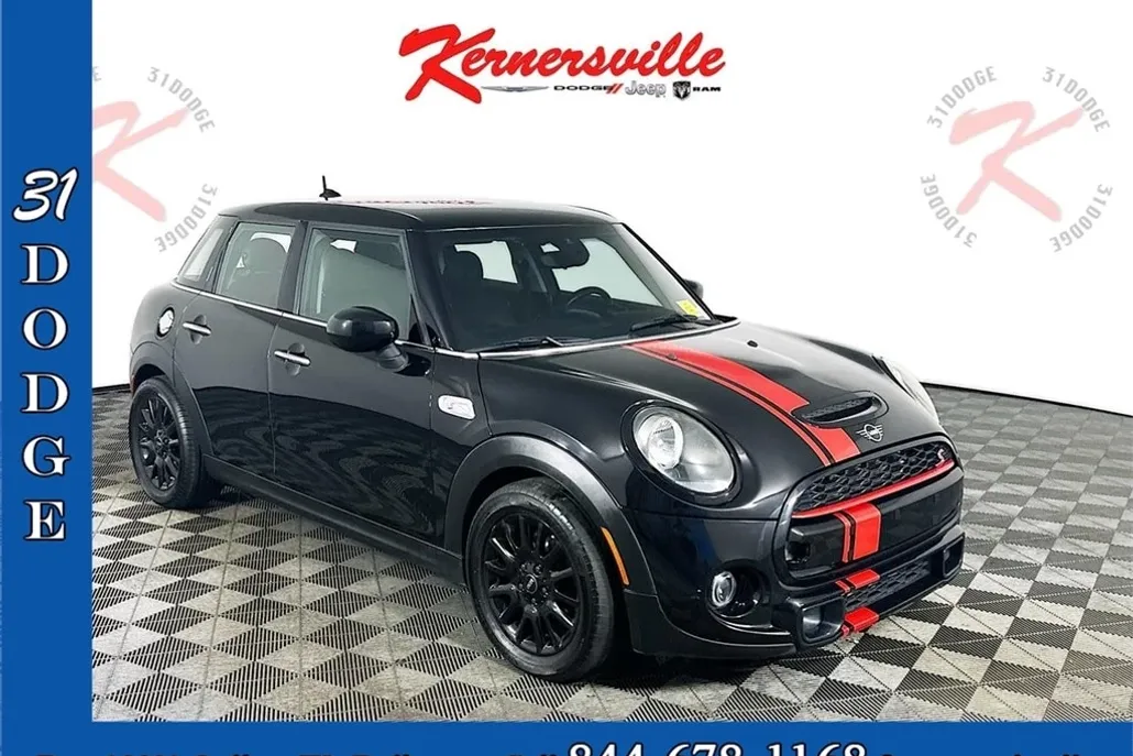 2021 Mini Cooper Hardtop S photo 1