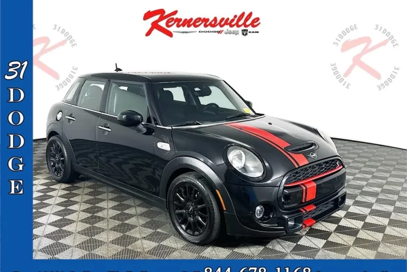 2021 Mini Cooper Hardtop S photo 1