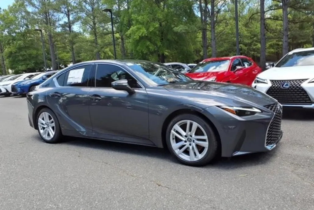 2025 Lexus IS 300 photo 1