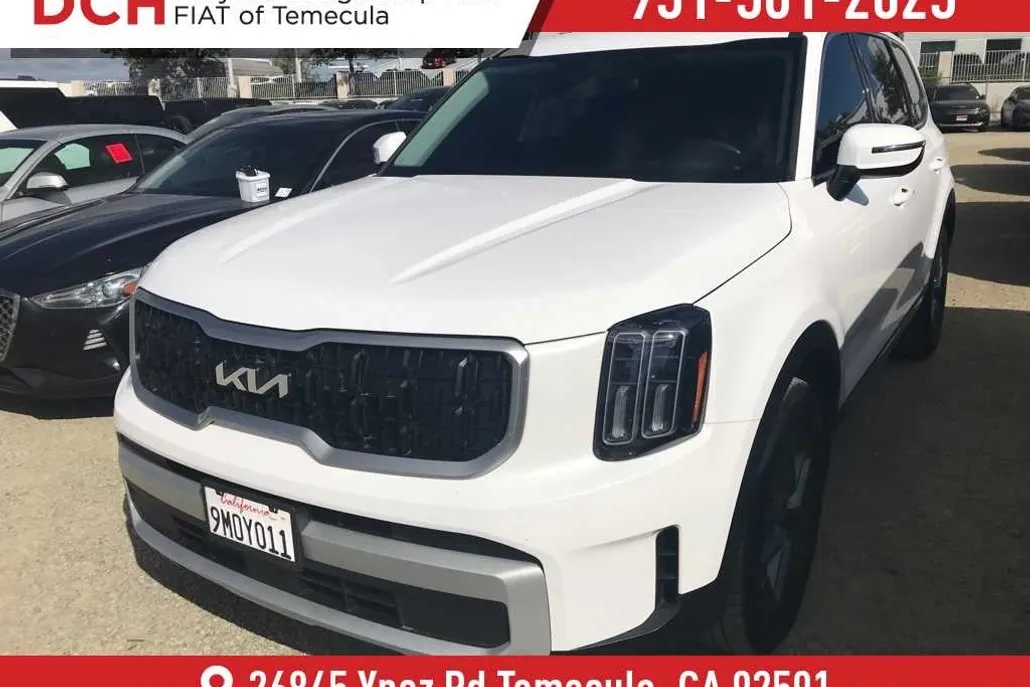 2024 Kia Telluride LX photo 1