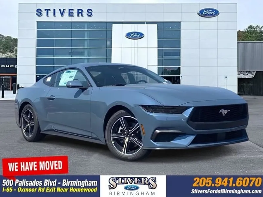 2025 Ford Mustang EcoBoost photo 1