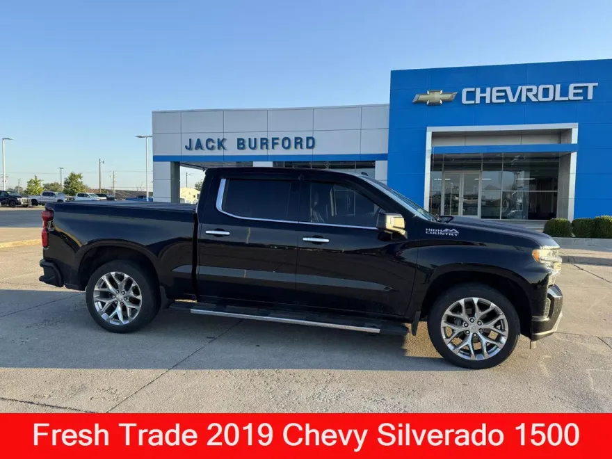 2019 Chevrolet Silverado 1500 High Country photo 1