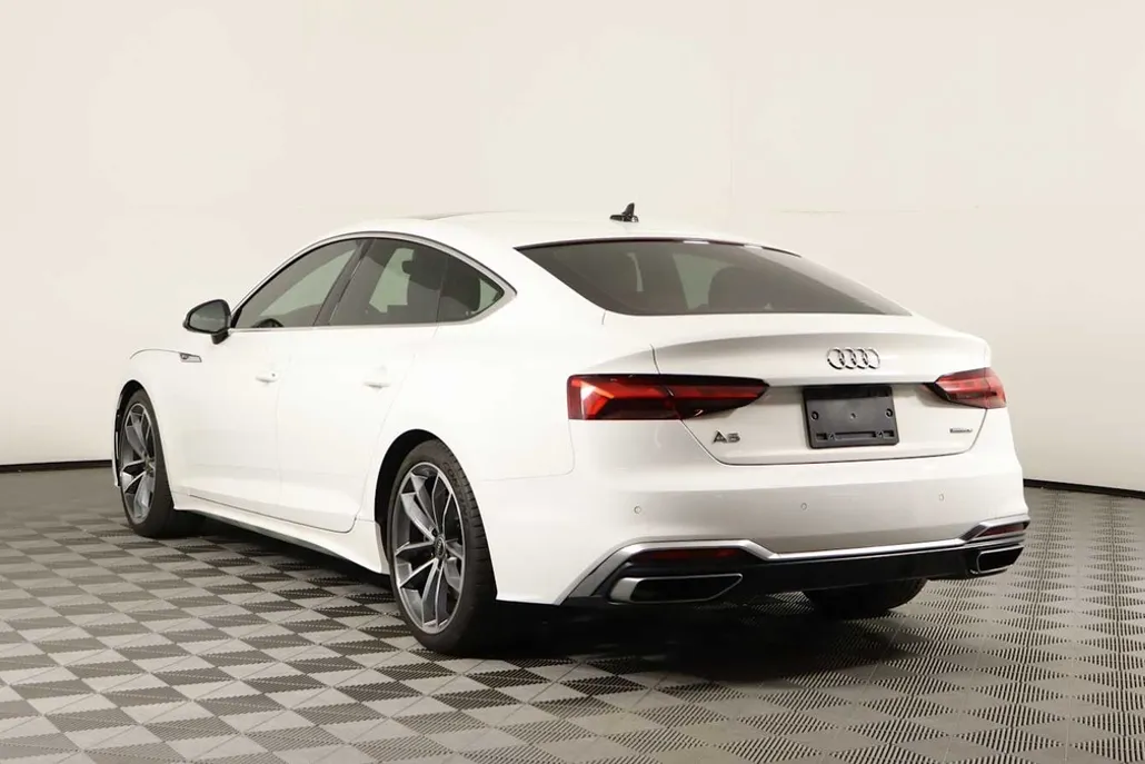 2023 Audi A5 45 S line Premium Plus photo 1