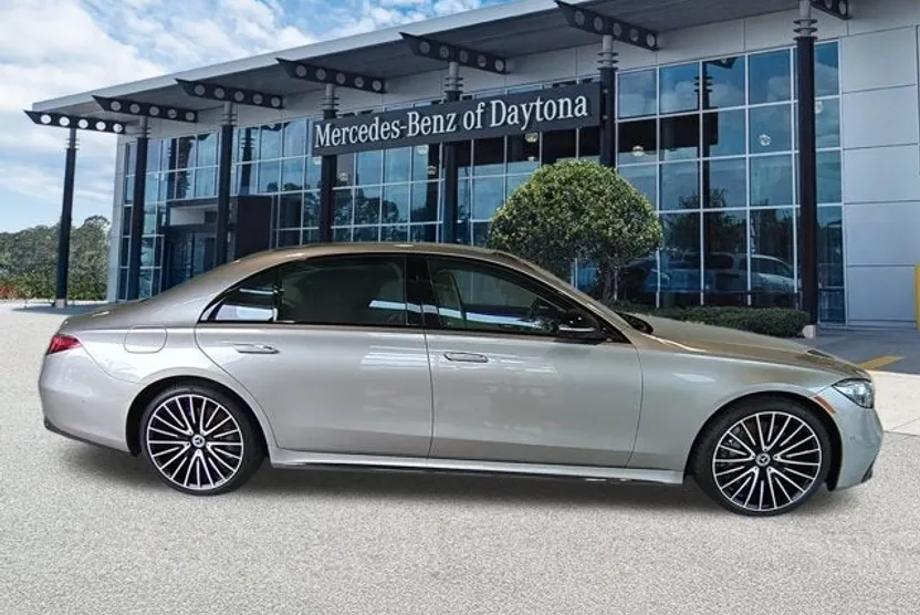 2024 Mercedes Benz S 580 photo 1