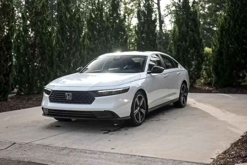 2024 Honda Accord Hybrid Sport photo 1