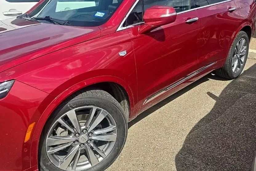 2020 Cadillac XT6 Premium Luxury photo 1