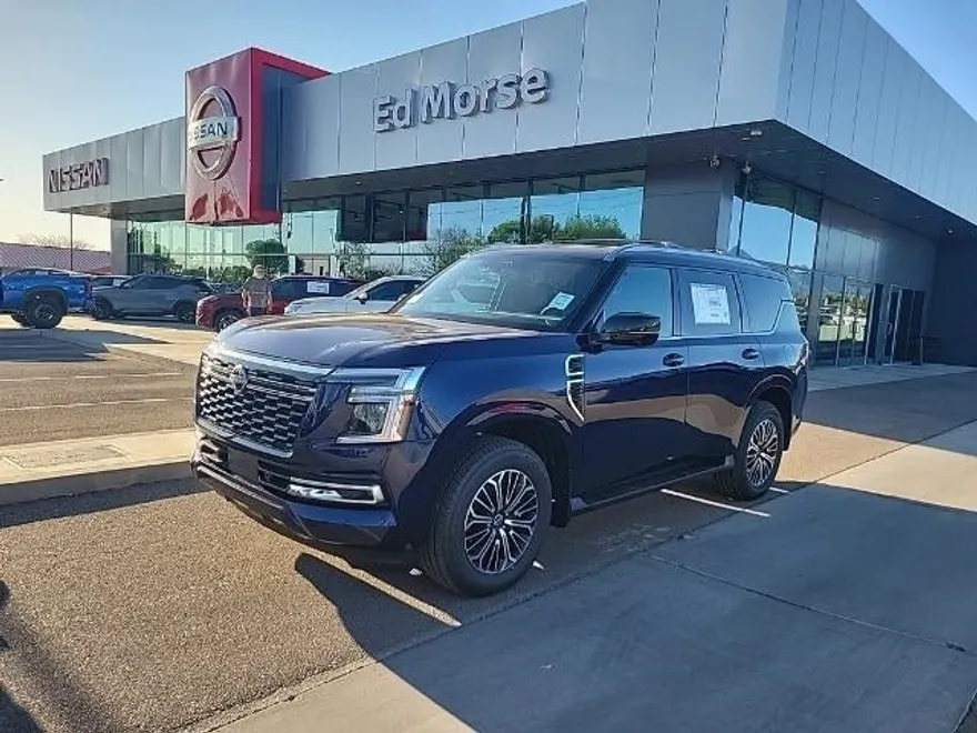 2025 Nissan Armada Platinum photo 1