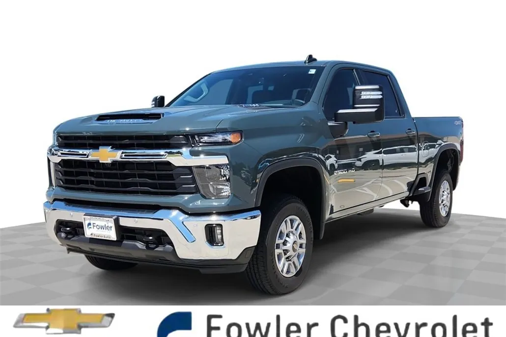 2025 Chevrolet Silverado 2500HD LT photo 1