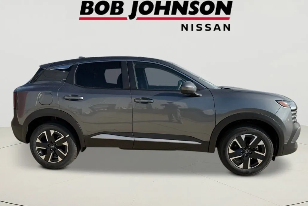 2026 Nissan Kicks SV photo 1