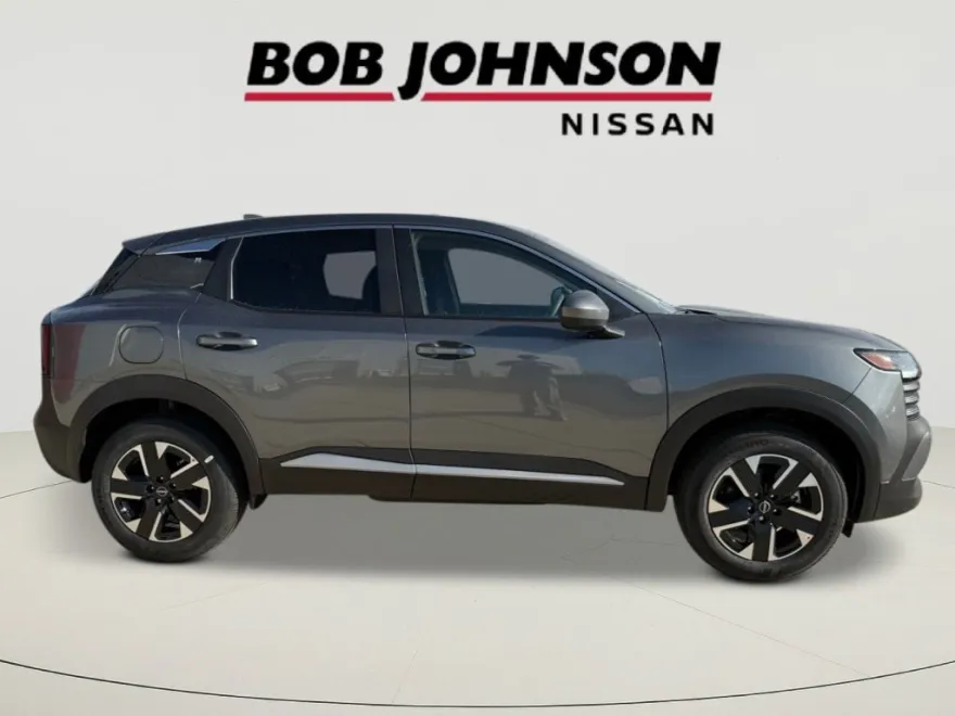 2026 Nissan Kicks SV photo 1