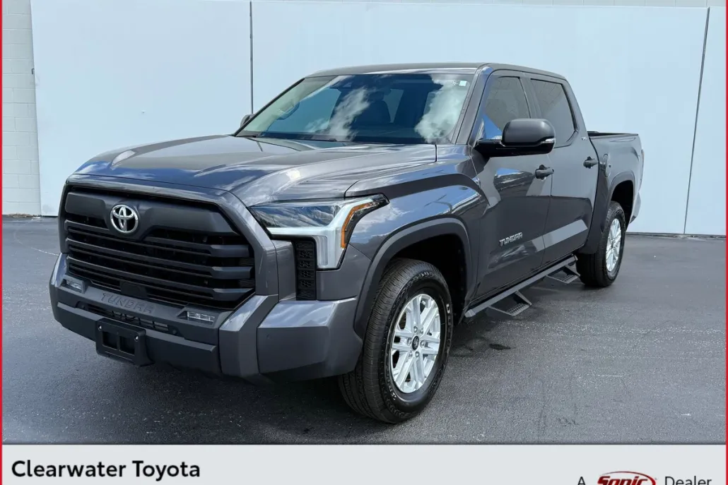 2024 Toyota Tundra SR5 CrewMax photo 1