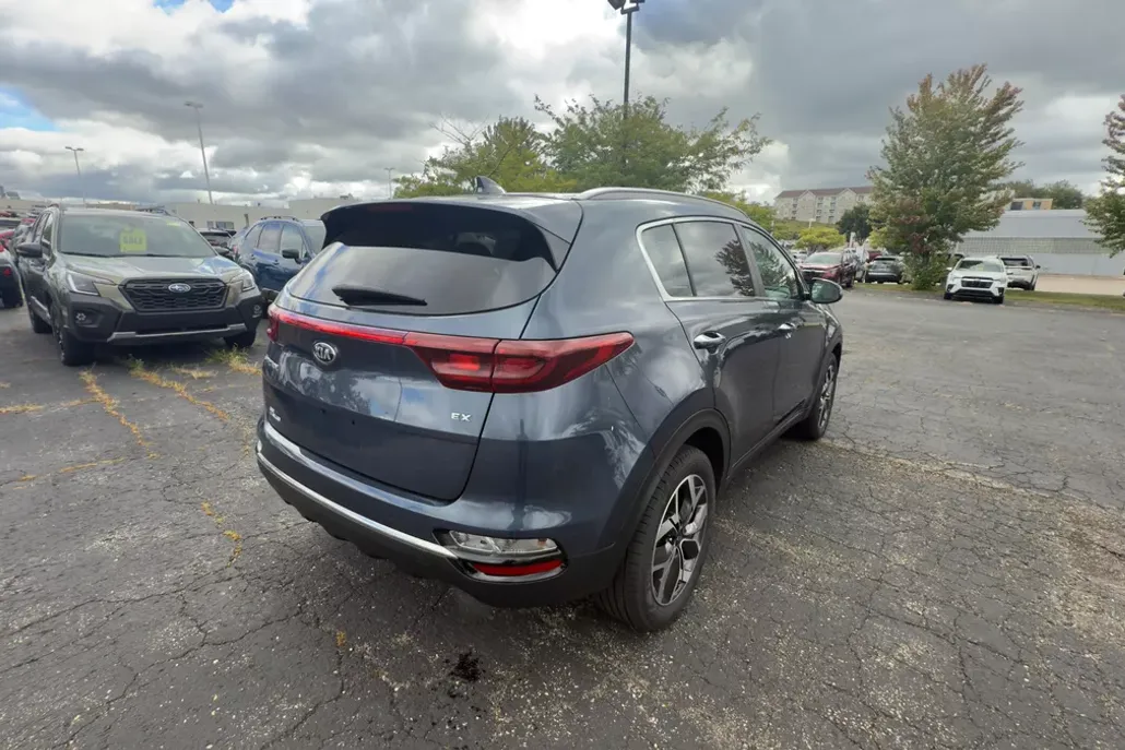 2020 Kia Sportage EX photo 1