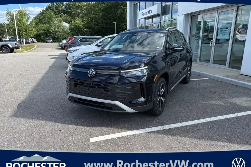 2025 Volkswagen Tiguan SE photo 1