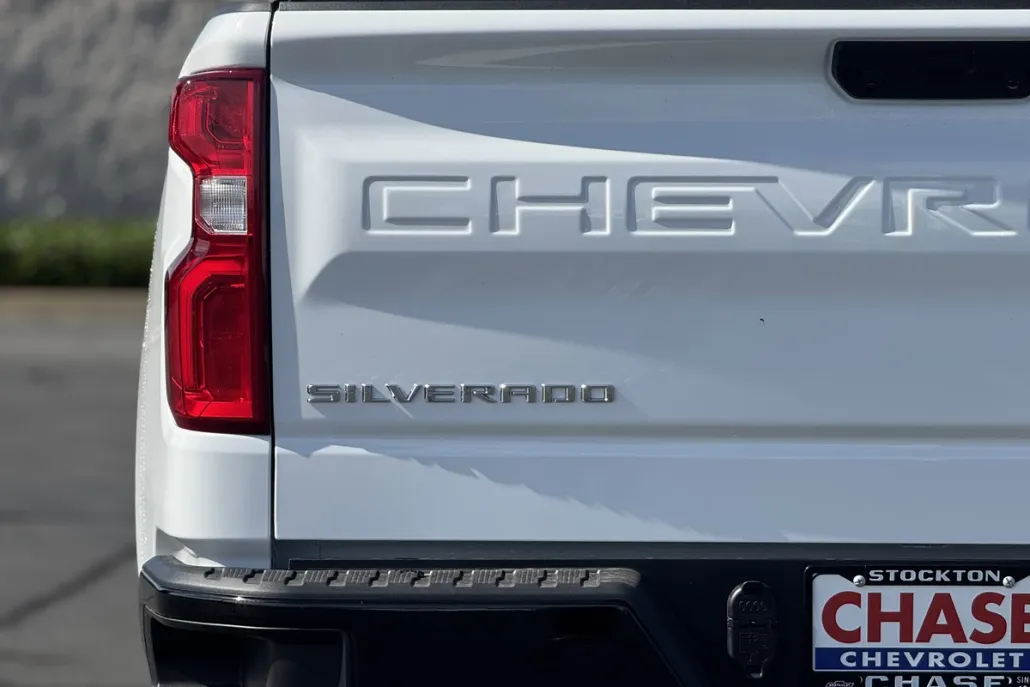 2026 Chevrolet Silverado 1500 LT Trail Boss photo 1