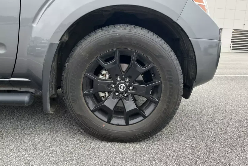 2020 Nissan Frontier SV photo 1