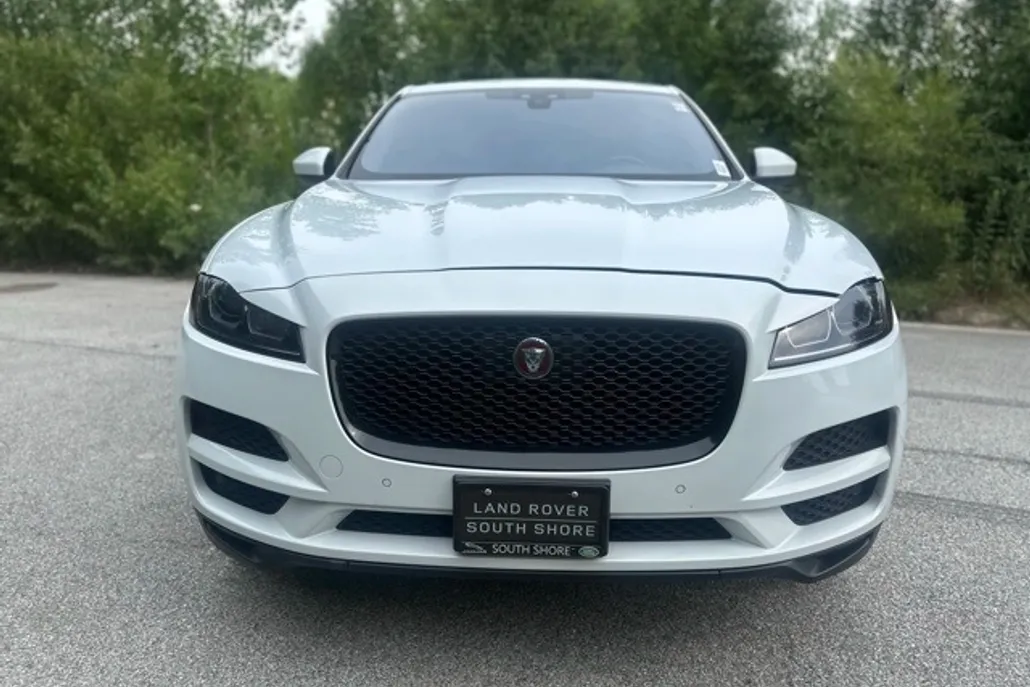 2019 Jaguar F-PACE Premium photo 1