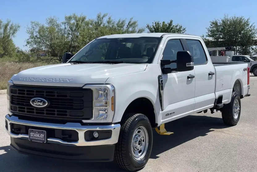 2026 Ford F-350 XL photo 1