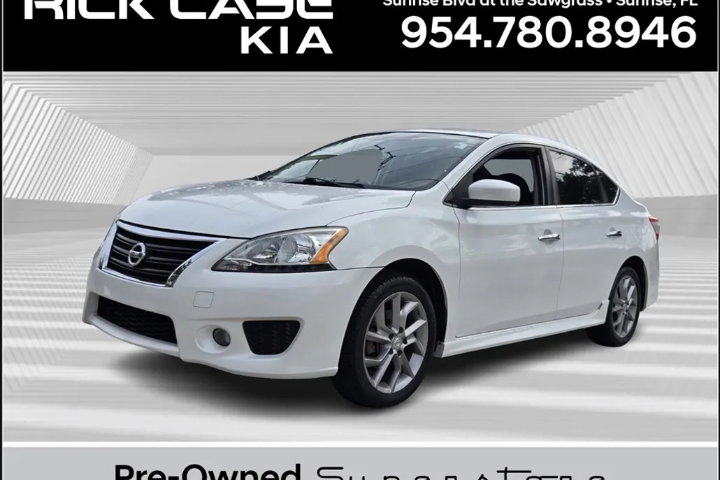 2014 Nissan Sentra SR photo 1