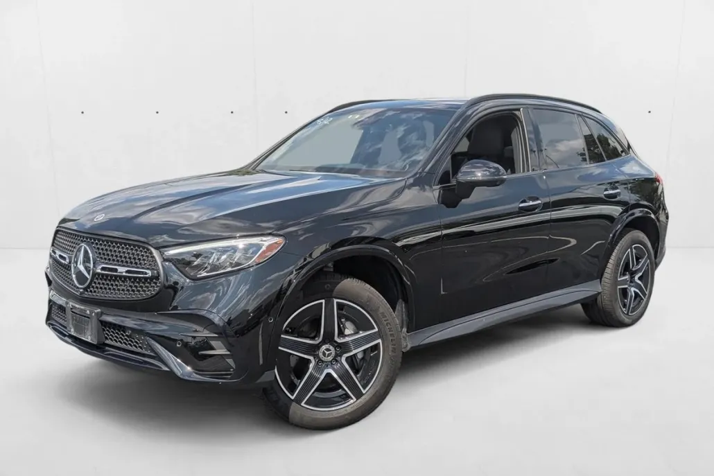 2023 Mercedes Benz GLC 300 AMG photo 1