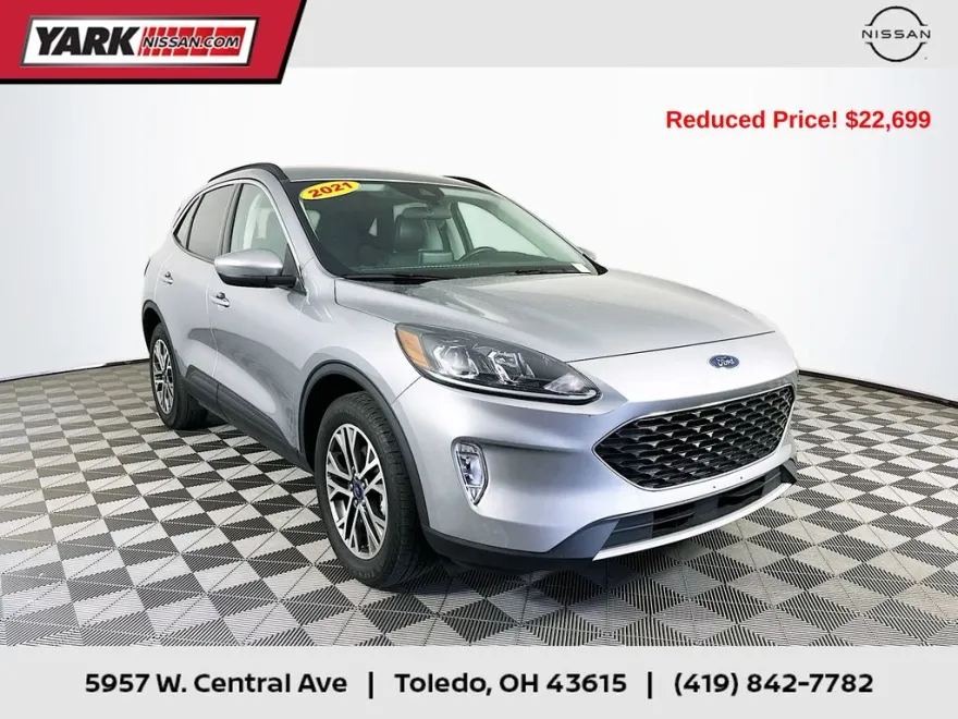 2021 Ford Escape SEL Hybrid photo 1