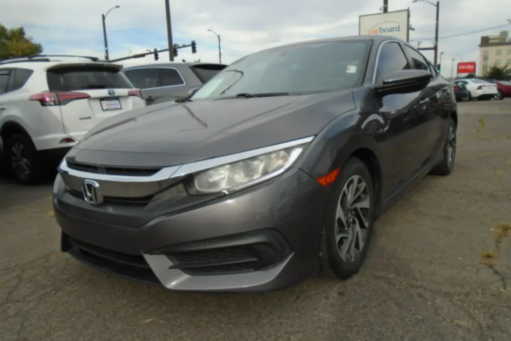 2017 Honda Civic EX photo 1