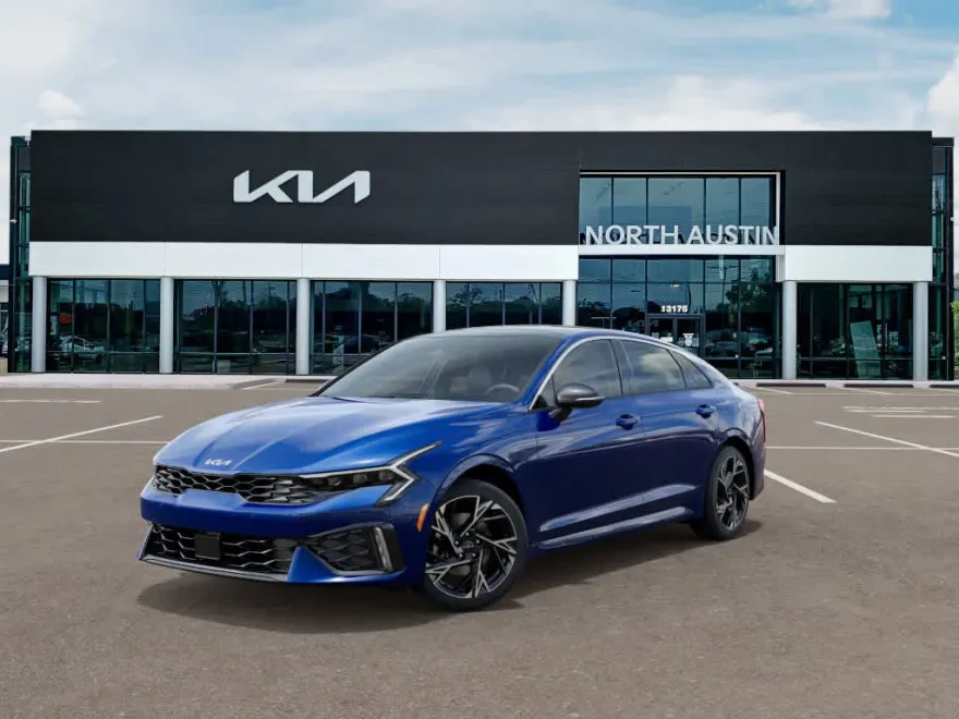 2025 Kia K5 GT-Line photo 1