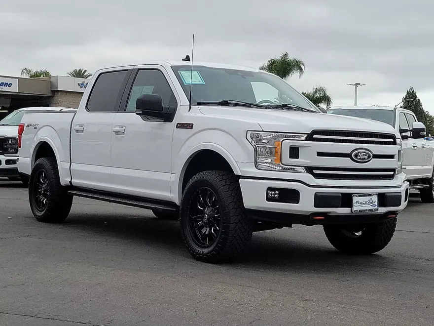2019 Ford F-150 XLT photo 1