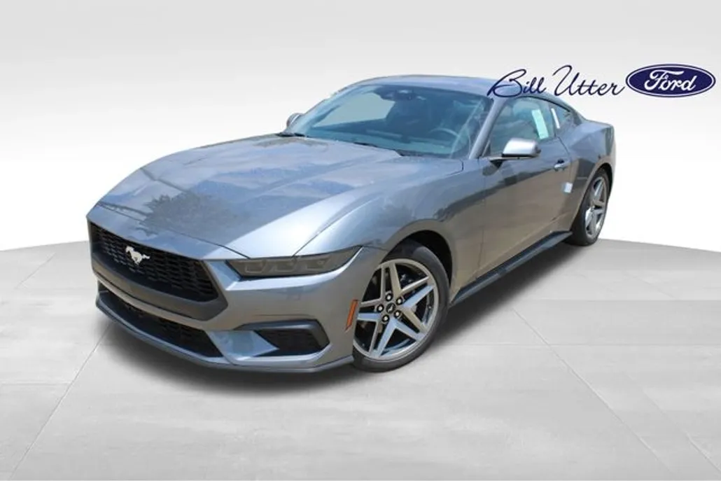 2025 Ford Mustang EcoBoost photo 1