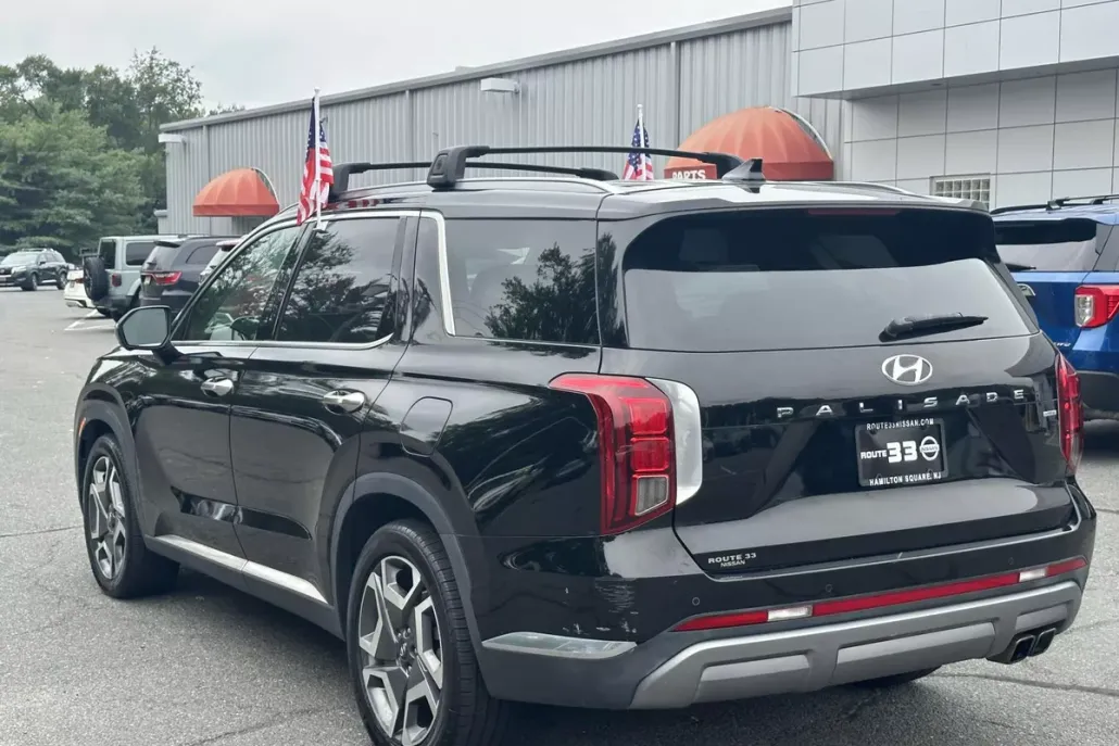 2023 Hyundai Palisade Limited photo 1