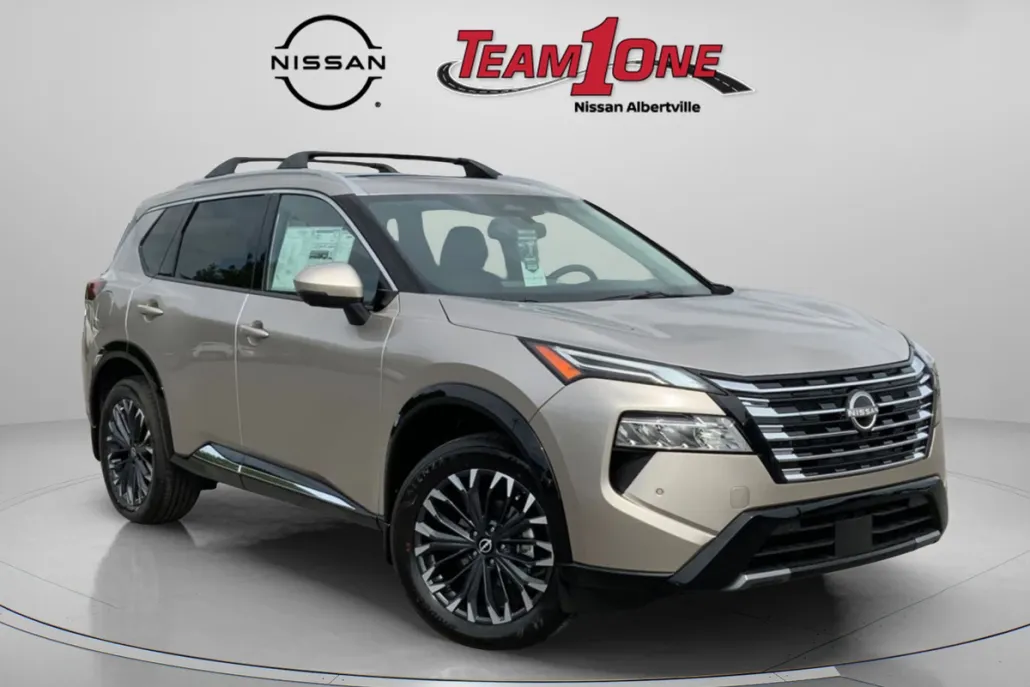 2025 Nissan Rogue Platinum photo 1