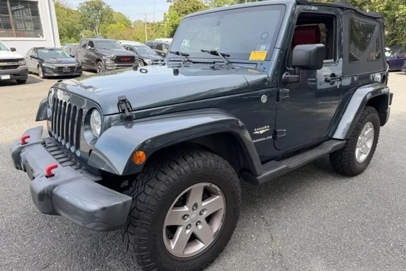 2007 Jeep Wrangler Sahara photo 1
