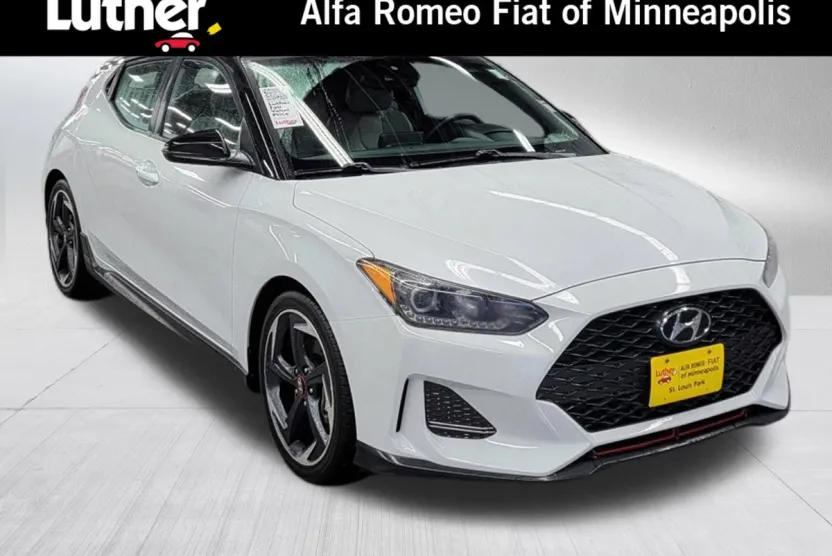 2019 Hyundai Veloster Ultimate photo 1