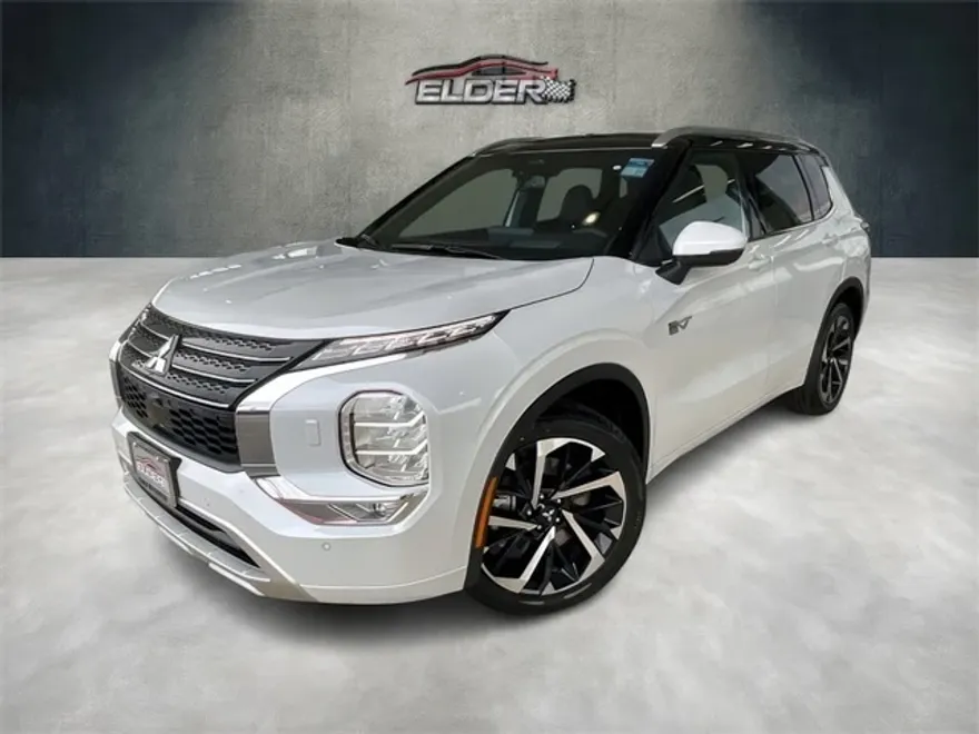 2025 Mitsubishi Outlander PHEV SEL photo 1