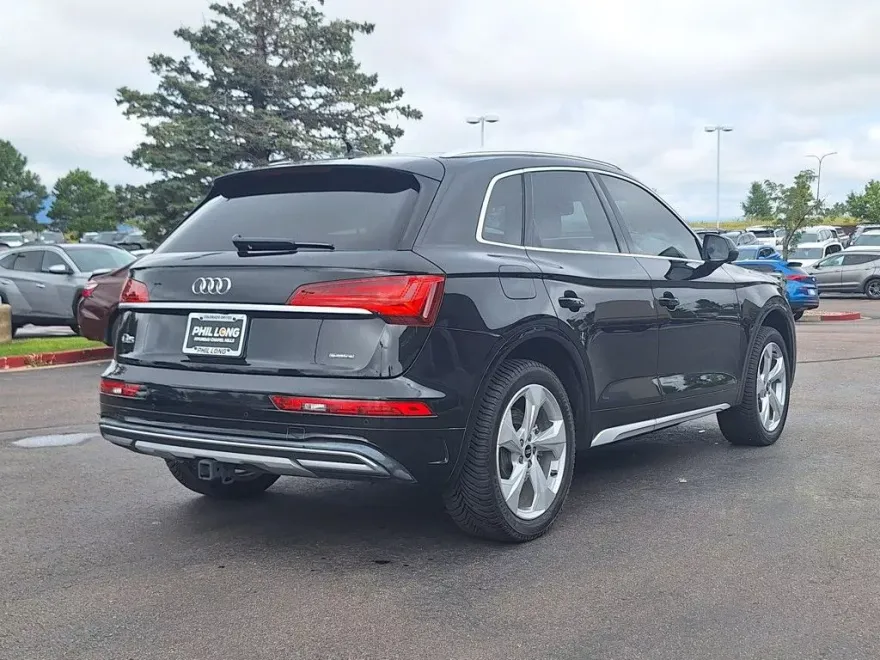 2021 Audi Q5 45 Premium Plus photo 1