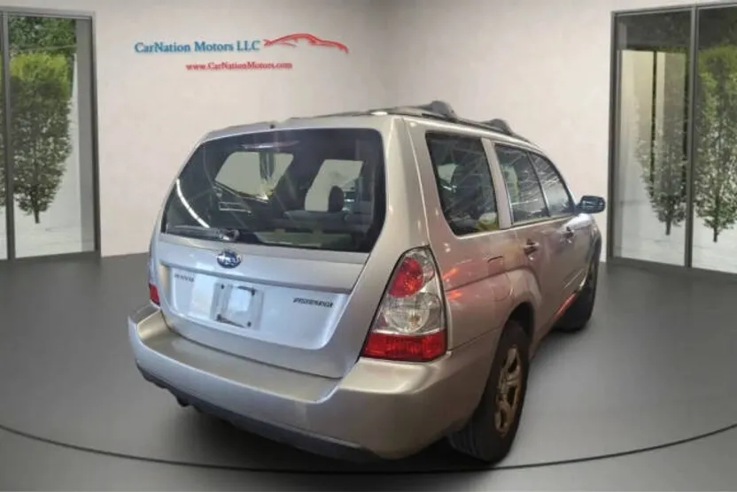 2006 Subaru Forester X photo 1