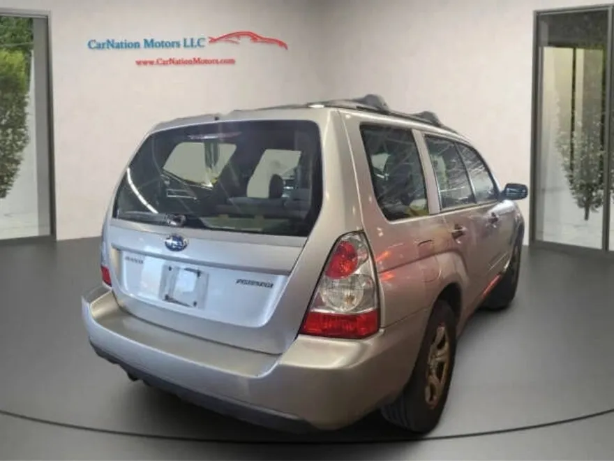 2006 Subaru Forester X photo 1
