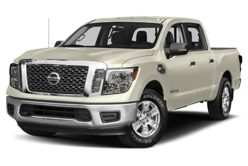 2017 Nissan Titan SL Crew Cab photo 1
